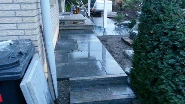 Eingangsbereich mit Granitplatten